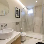 Stunning Penthouse With The Views By Lovelystay Daire