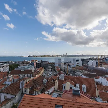 Daire Stunning Penthouse With The Views By Lovelystay Lisboa