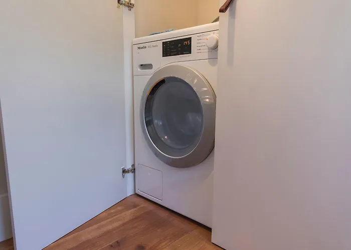 Stunning Penthouse With The Views By Lovelystay Appartamento Lisbona