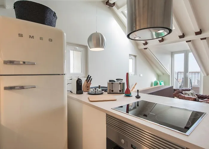 Stunning Penthouse With The Views By Lovelystay