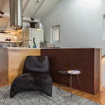 Lejlighed Stunning Penthouse With The Views By Lovelystay